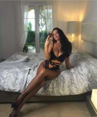 Erdemli Bayan Escort - Rakipsiz Göz Alıcı